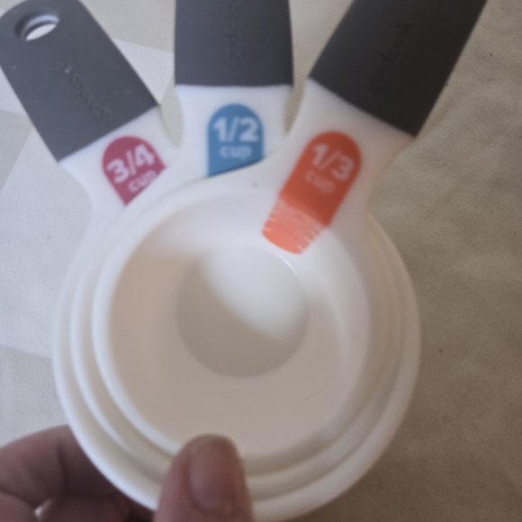 Gray Measuring Cups Set - Picture 2 of 3